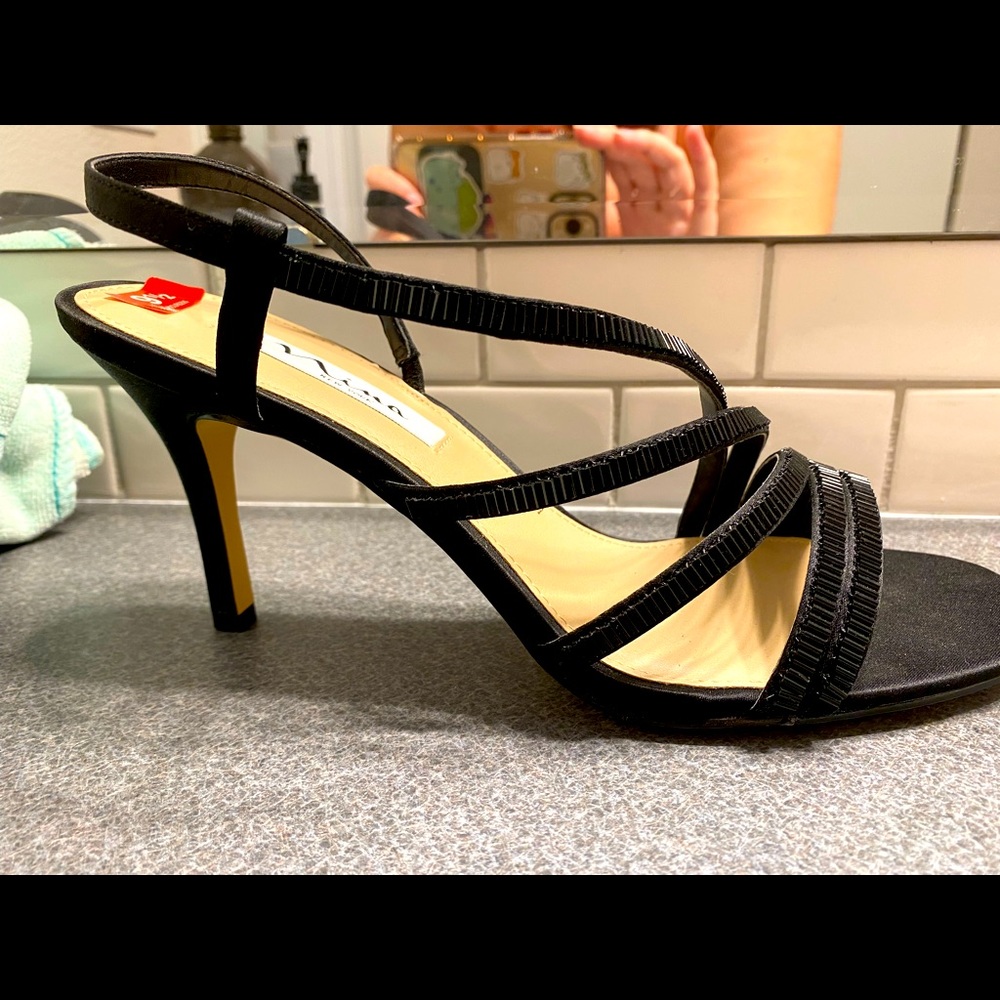 Nina new york beaded black heels 9.5.
